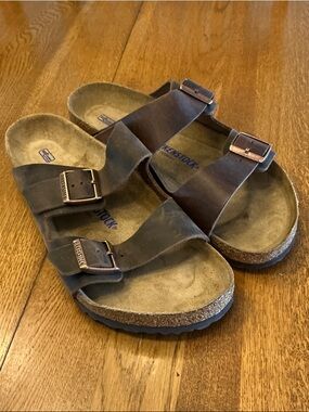 Men’s Birkenstock Arizona Habana slide sandal. Size 12. Like new! Never worn!